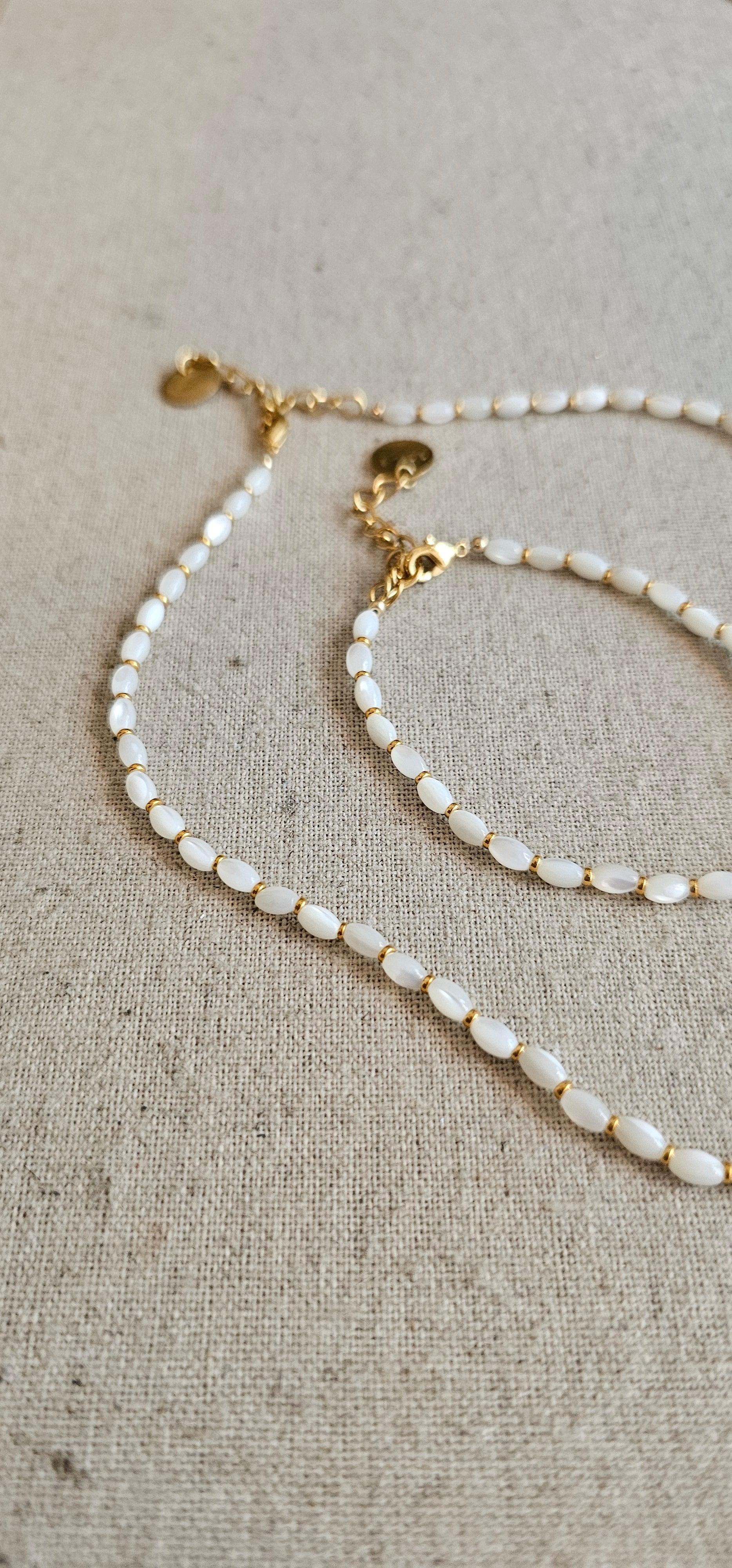 Bracelet Brune en perles de nacre-3