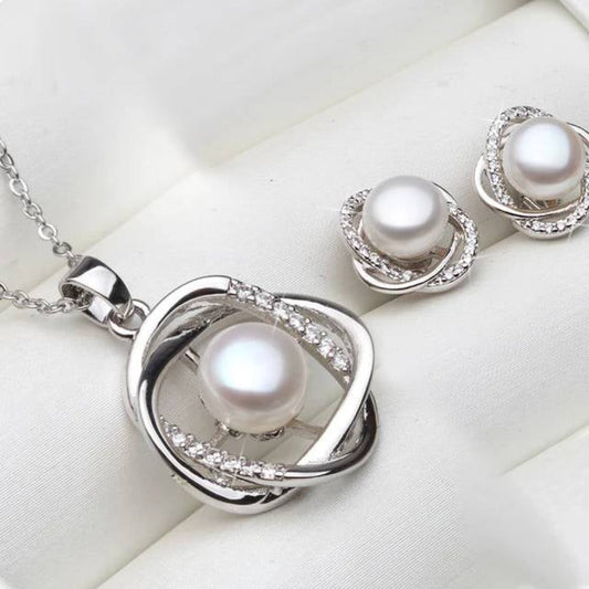 Genuine Freshwater Pearl & Simulated Diamond Earring & Necklace Set - Brands N More